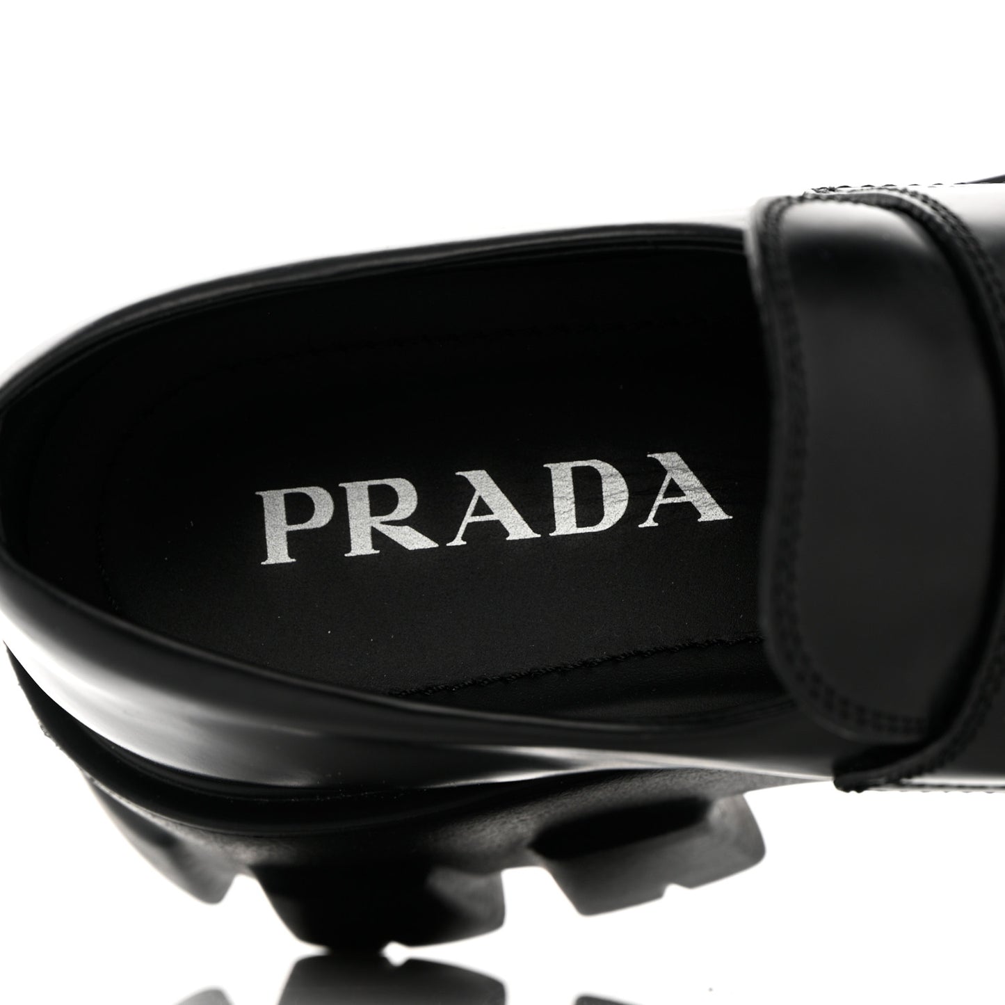 Spazzolato Rois Metal Triangle Logo Monolith 55mm Loafers 37.5 Black