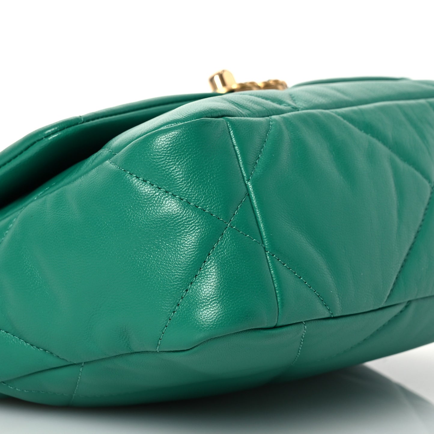 Goatskin Quilted Medium Chanel 19 Flap Green