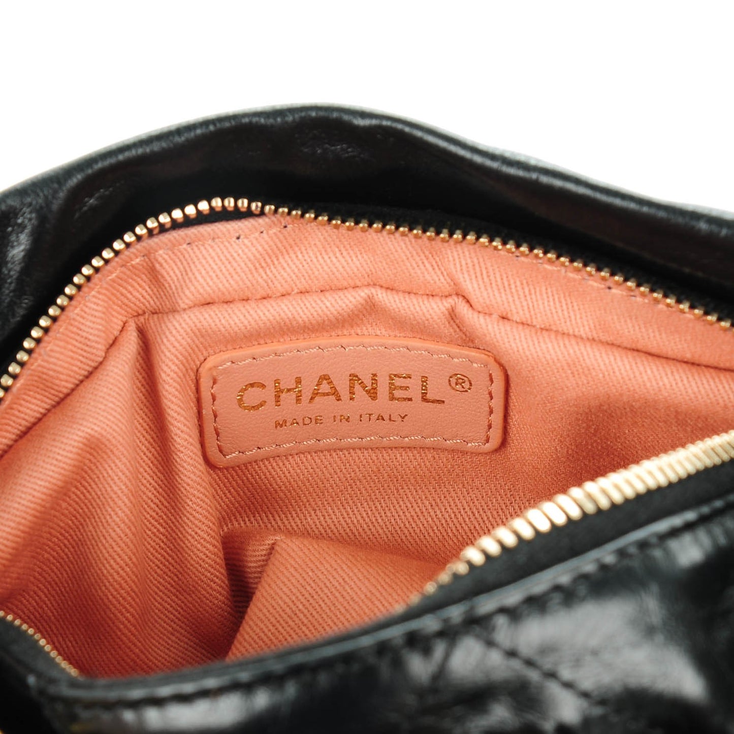 Calfskin Quilted Baluchon Black