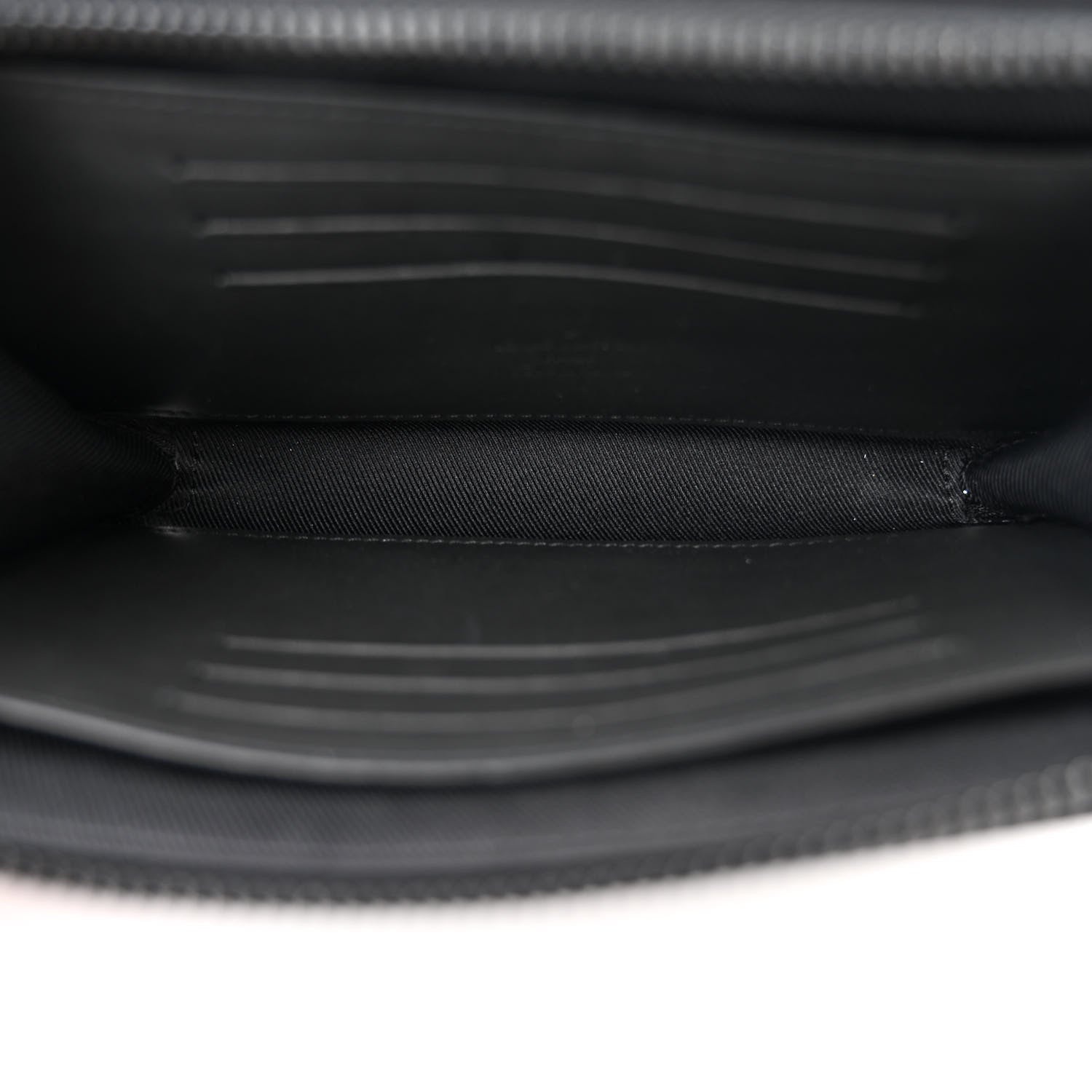 Louis Vuitton Calfskin Aerogram Alpha Wearable Wallet Black 5 of 11