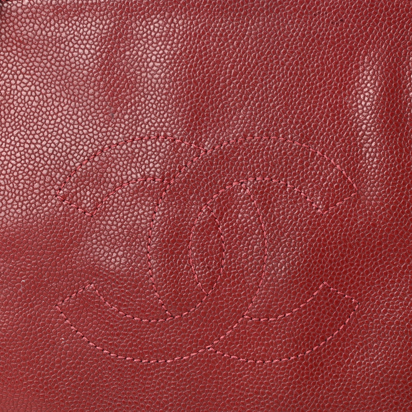 Caviar 31 CC Shoulder Bag Red