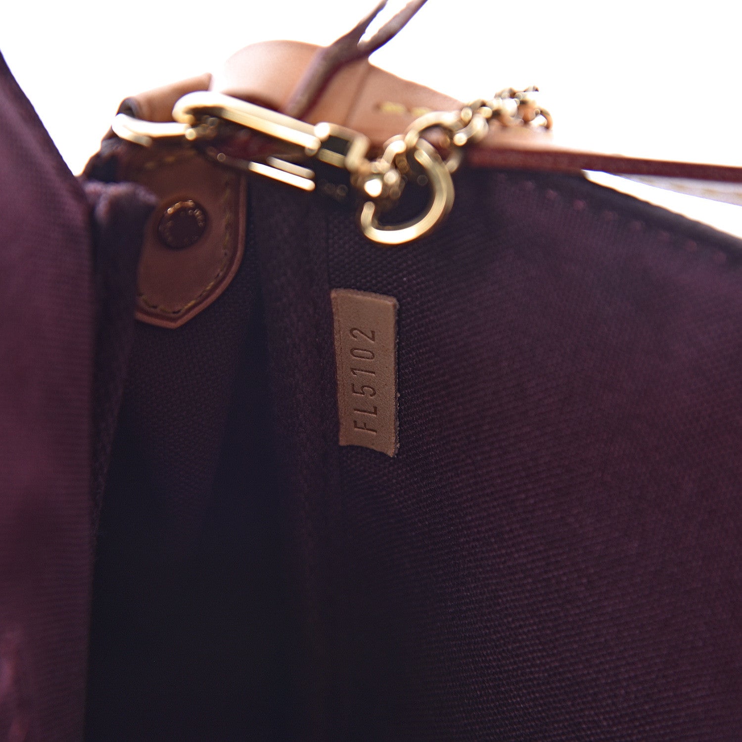 Louis Vuitton Monogram Favorite MM 7 of 10