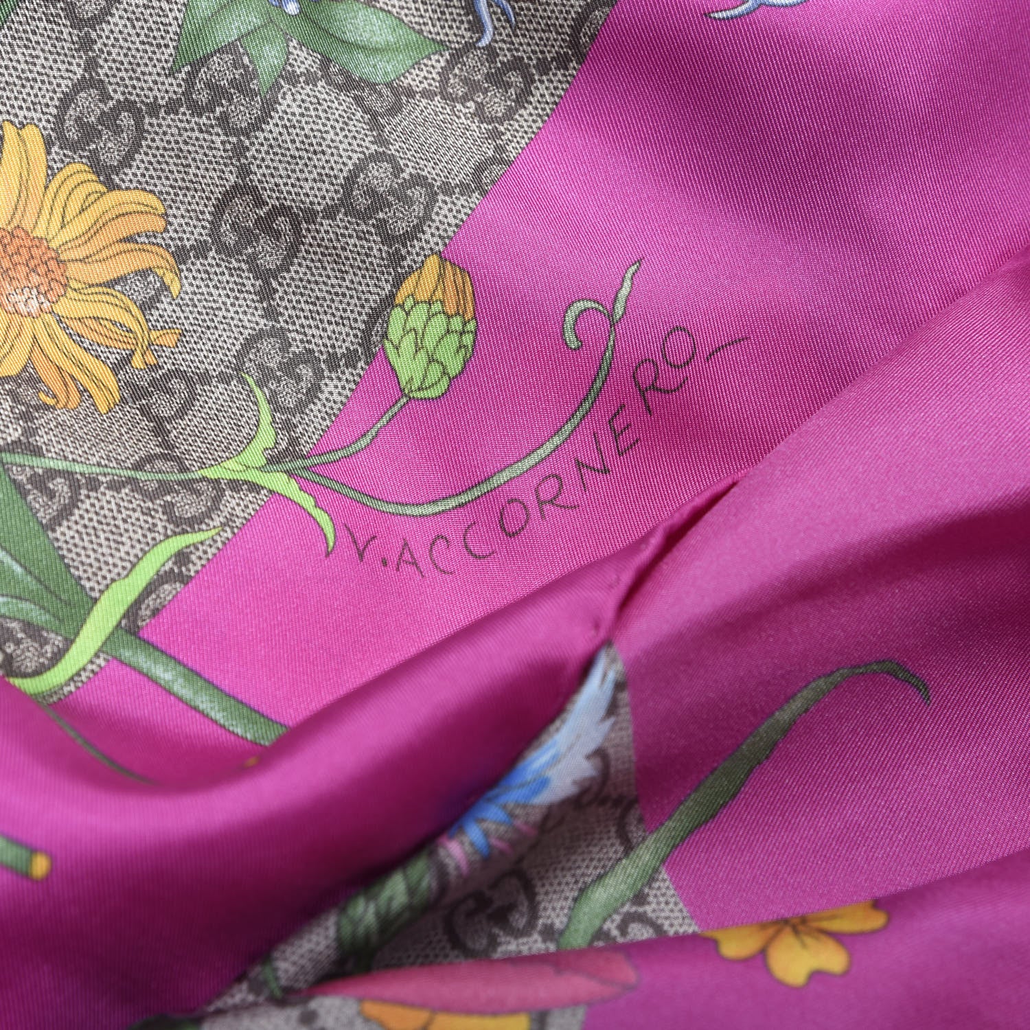 Gucci Silk Twill GG Monogram Flora Fluo GG Square Scarf Beige Pink 3 of 5