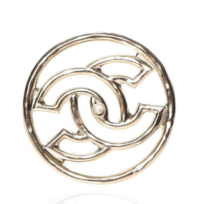 Chanel Metal CC Brooch Light Gold 3 of 5