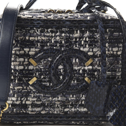 Chanel Tweed Snakeskin Quilted Small CC Filigree Vanity Case Black Ecru Silver 18 of 21