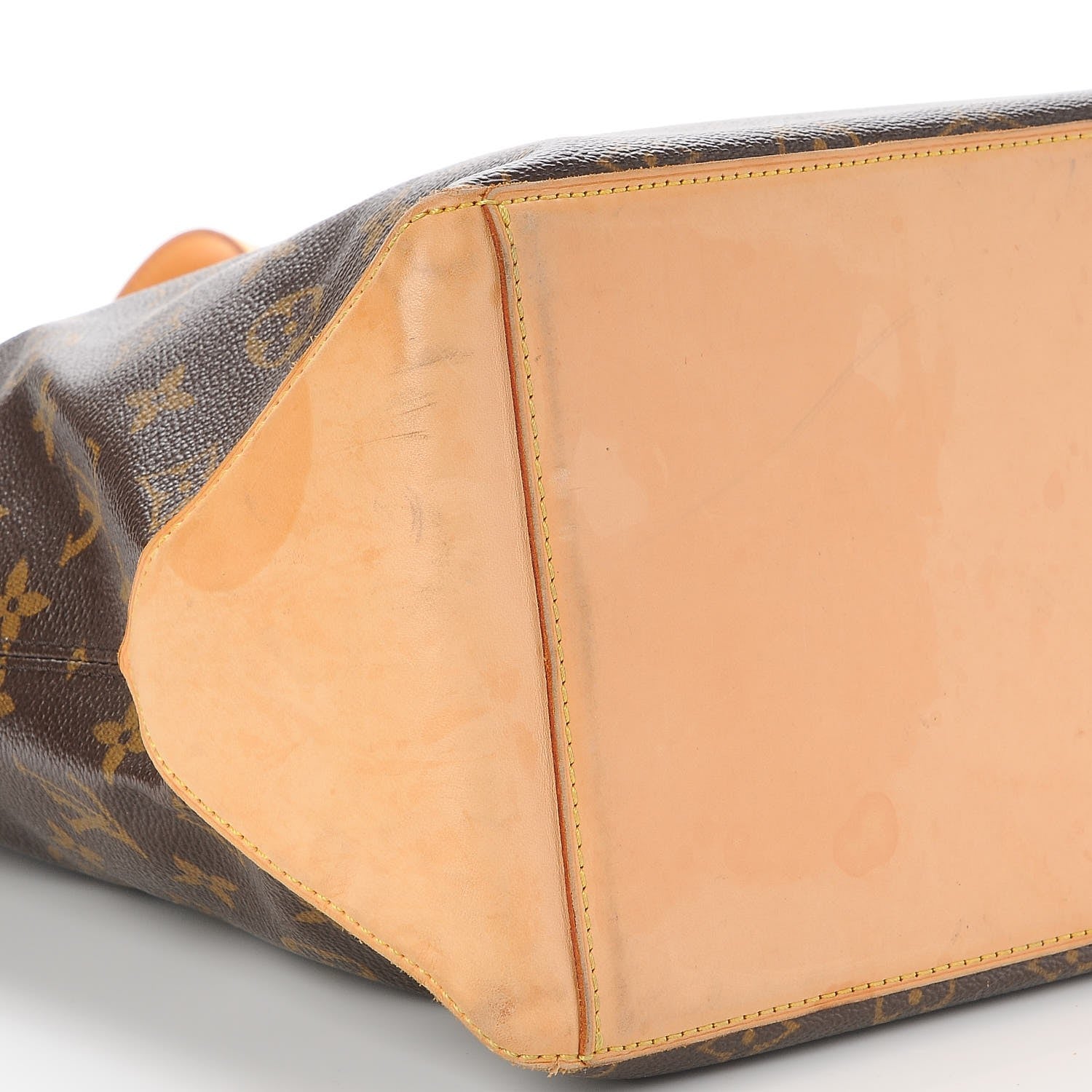 Louis Vuitton Monogram Cabas Mezzo 8 of 9