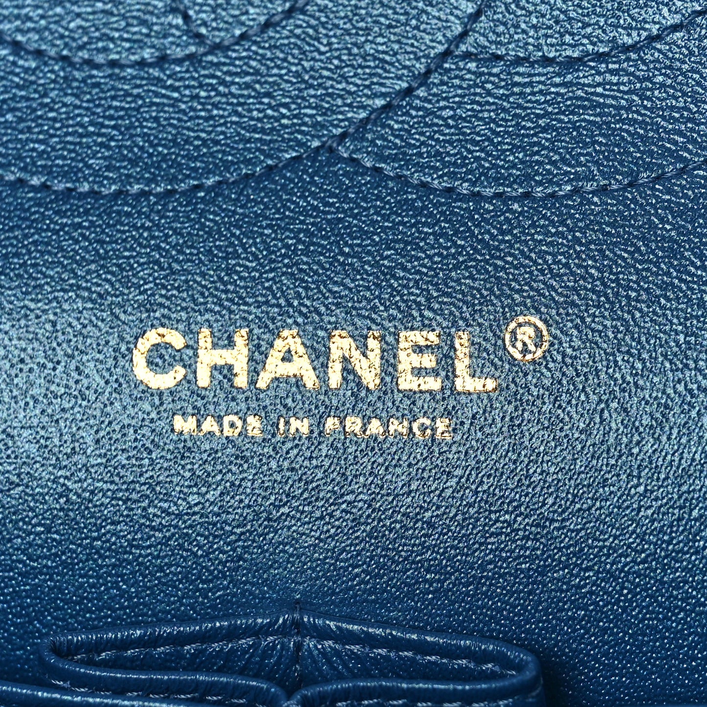 Iridescent Caviar Quilted Jumbo Double Flap Dark Blue