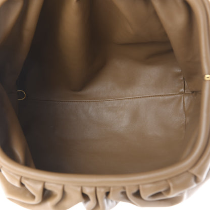 Bottega Veneta Smooth Butter Calf The Pouch Oversized Clutch Cammello 4 of 9