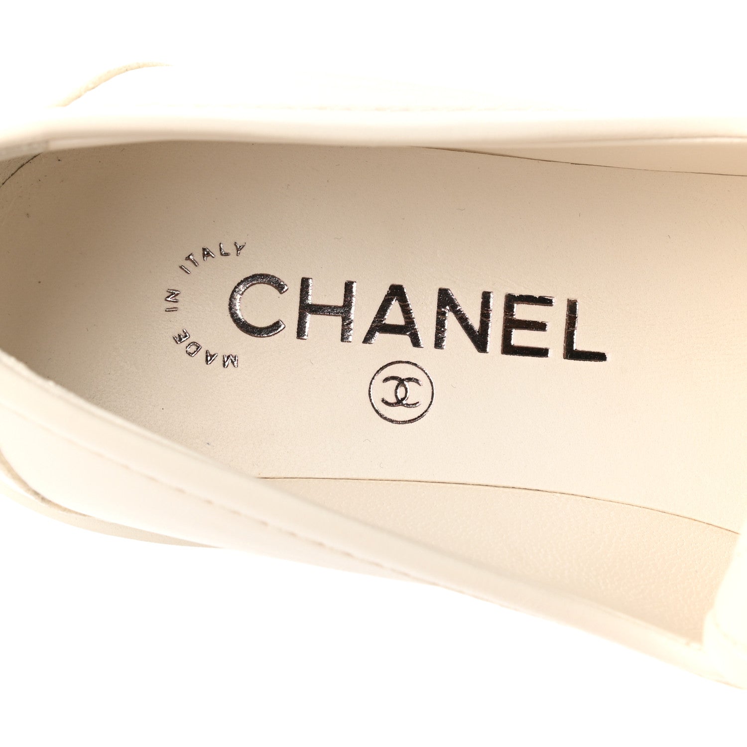 Chanel Lambskin Quilted CC Turnlock Loafers 38.5 White 7 of 11