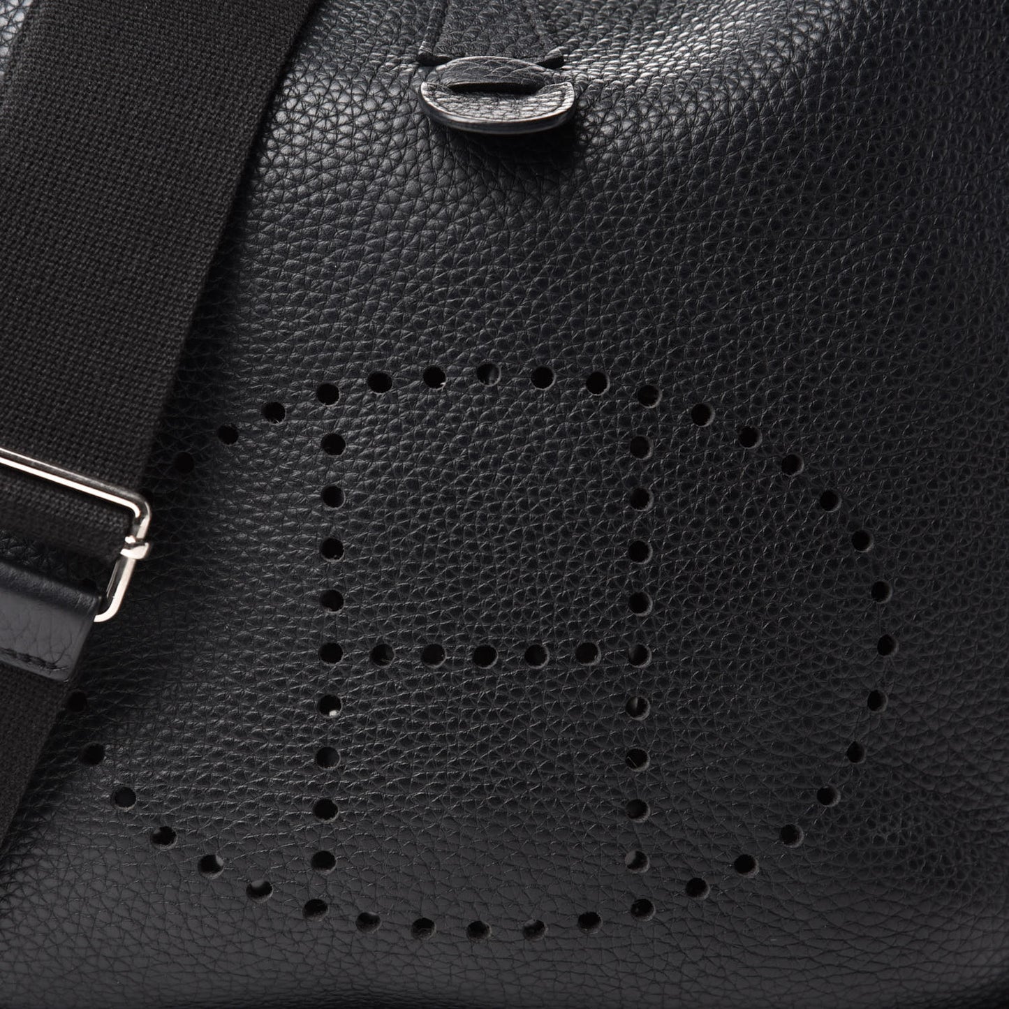 Taurillon Clemence Evelyne III PM Black
