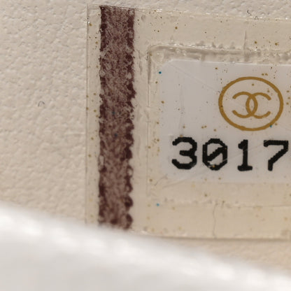 Chanel Caviar Quilted Airpods Pro Case White 7 of 8