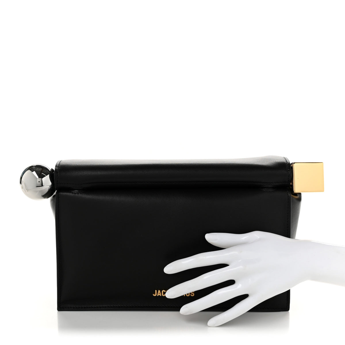 Jacquemus Smooth Calfskin La Pochette Rond Carre Black 2 of 9