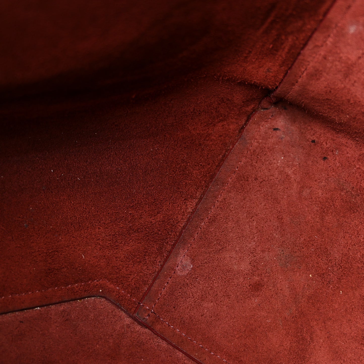 Soft Grained Calfskin Small Belt Cabas Phantom Light Burgundy