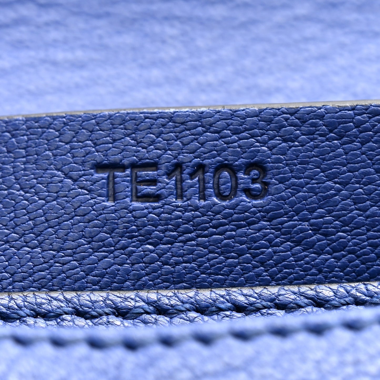 Sugar Goatskin Medium Antigona Envelope Clutch Blue