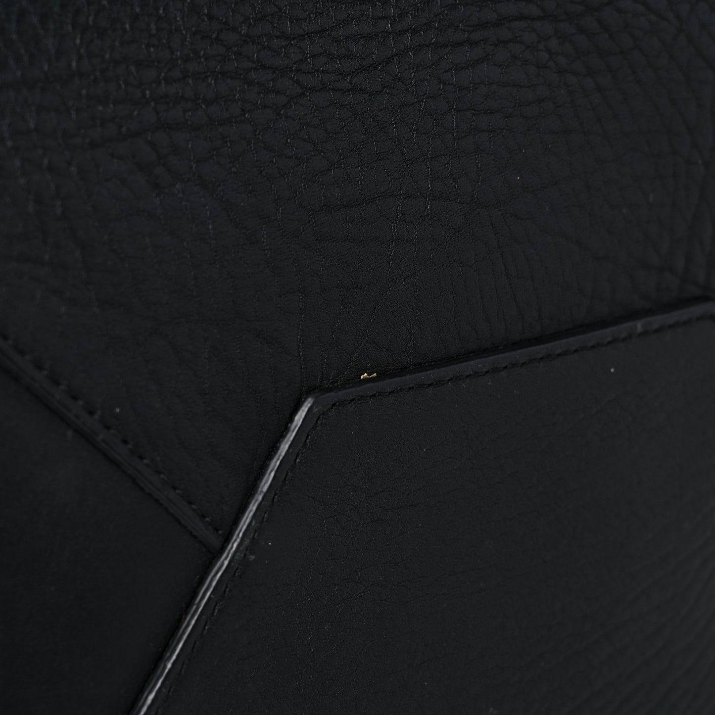 Elephant Calfskin Medium Horizontal Cabas Phantom Black