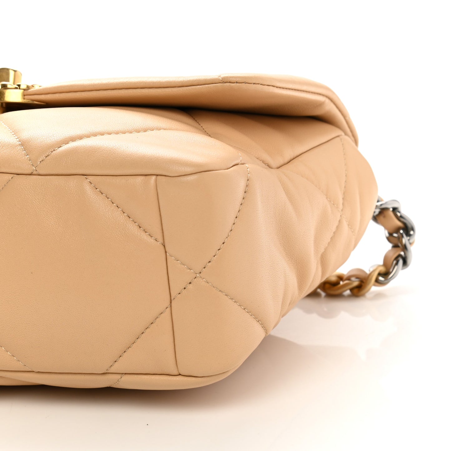 Lambskin Quilted Medium Chanel 19 Flap Beige