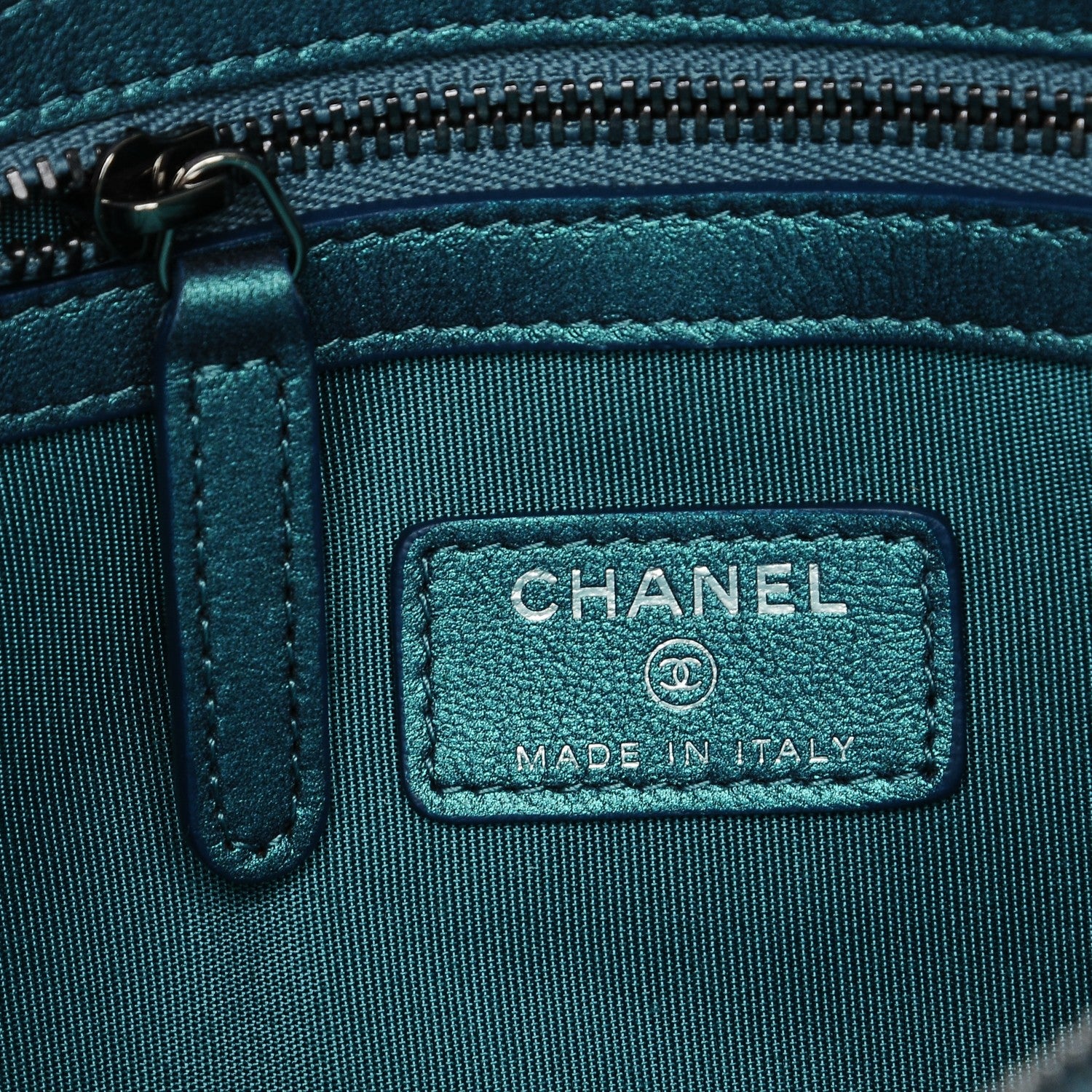 Chanel Iridescent Lambskin Quilted Medium Cosmetic Case Turquoise 7 of 8