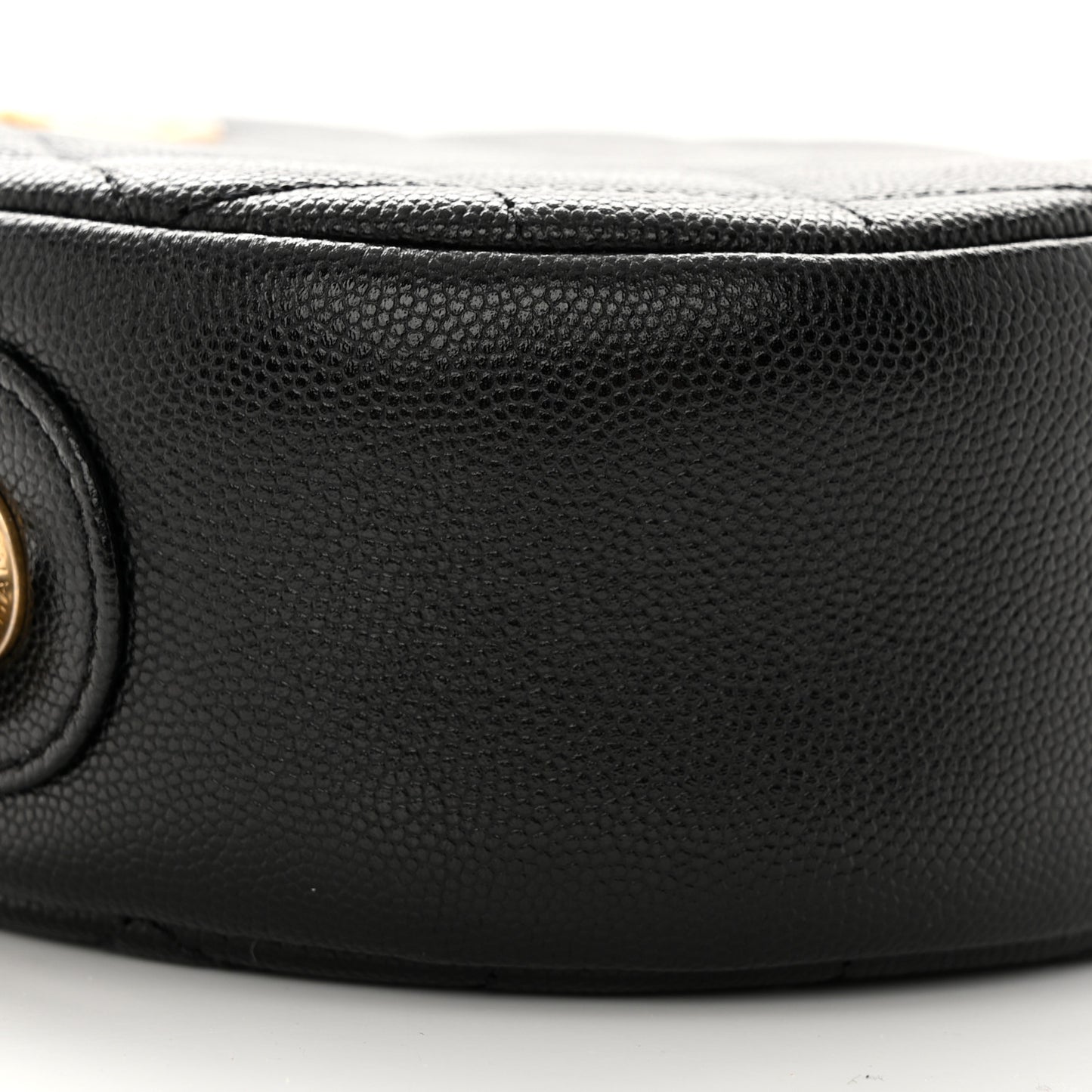 Caviar Quilted Small Round Bag With Chain Black