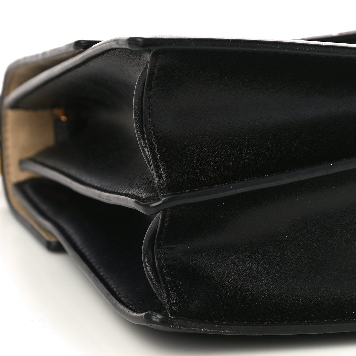 Vitello Liberty Bi-Color FF 1974 Embossed Chain Strap Kan U Shoulder Bag Black Maya