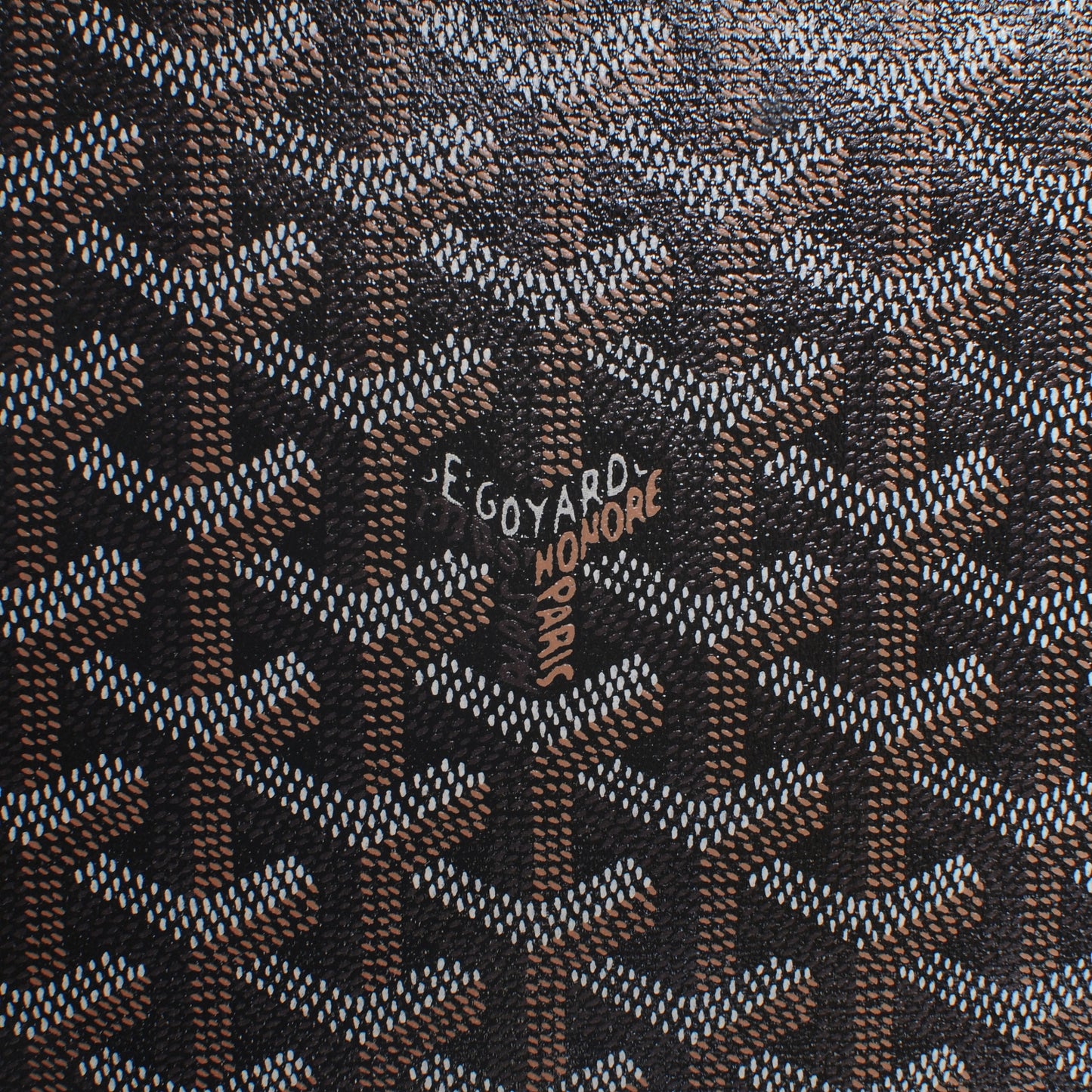 Goyardine Yona GM Black Gold
