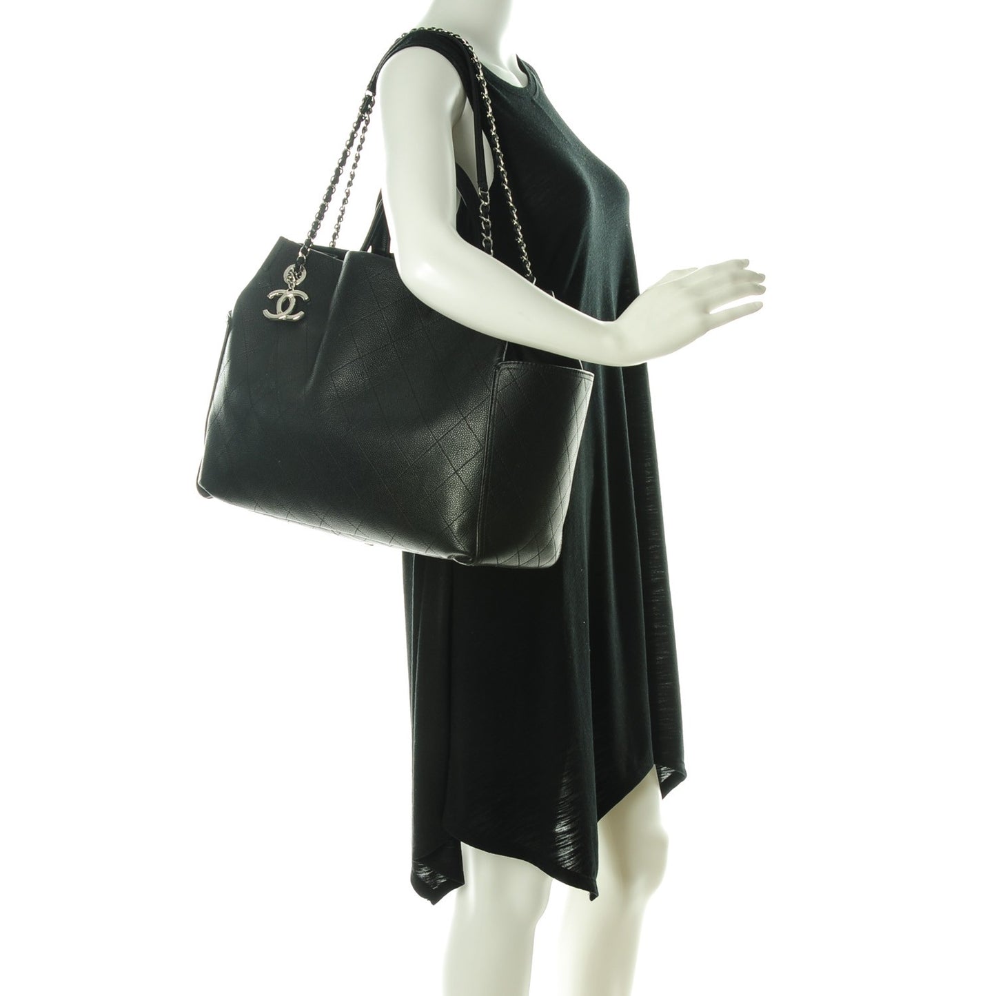 Grained Calfskin CC Pocket Tote Black