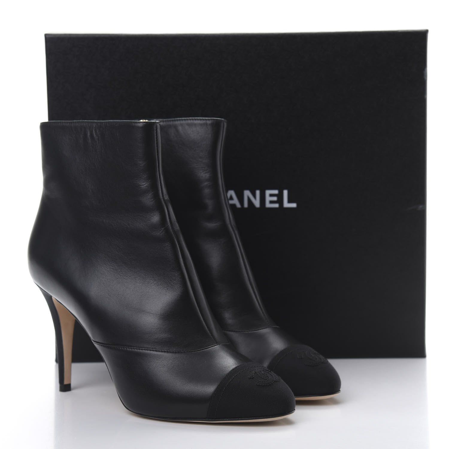 Chanel Lambskin Grosgrain Cap Toe Short Ankle Boots 40.5 Black 8 of 9