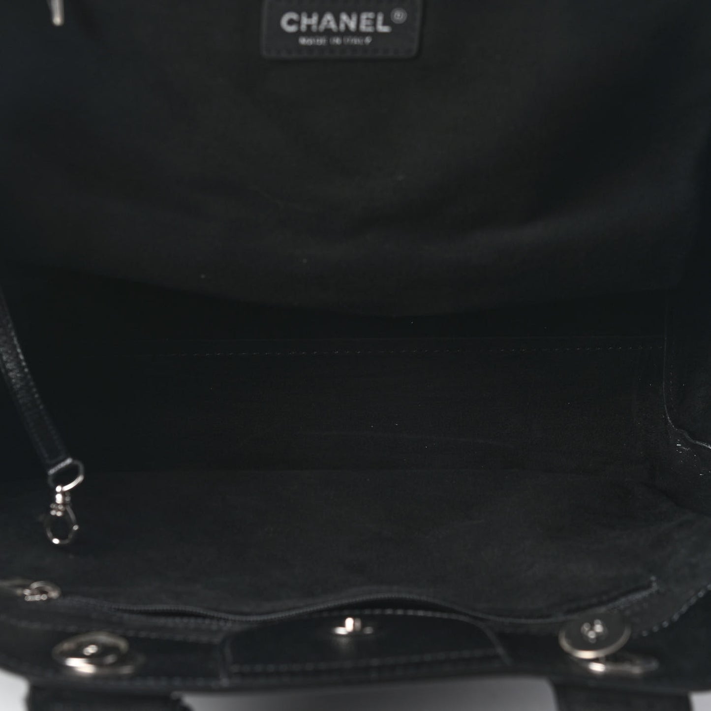 Caviar Medium Studded Deauville Tote Black