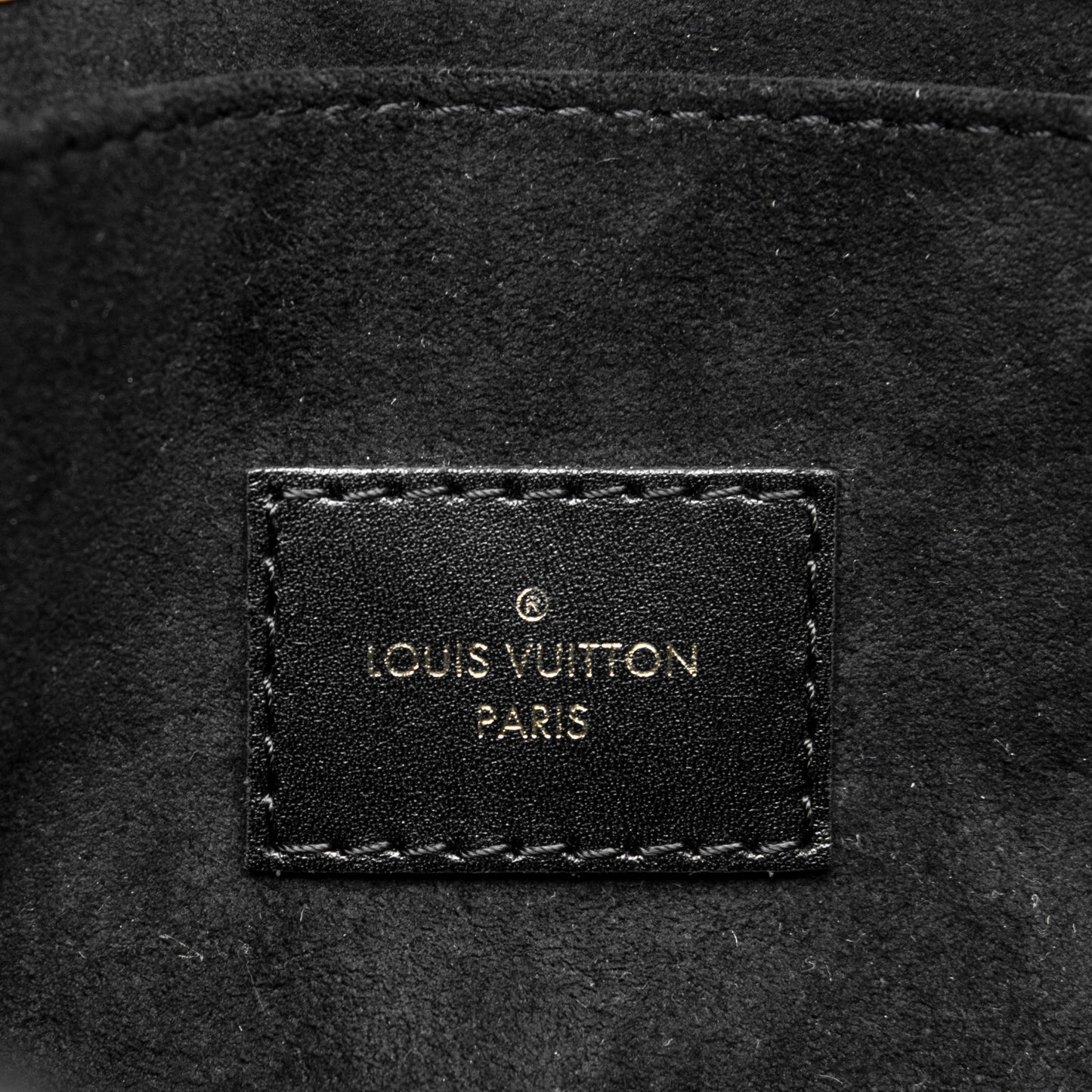 Reverse Monogram Pochette Metis