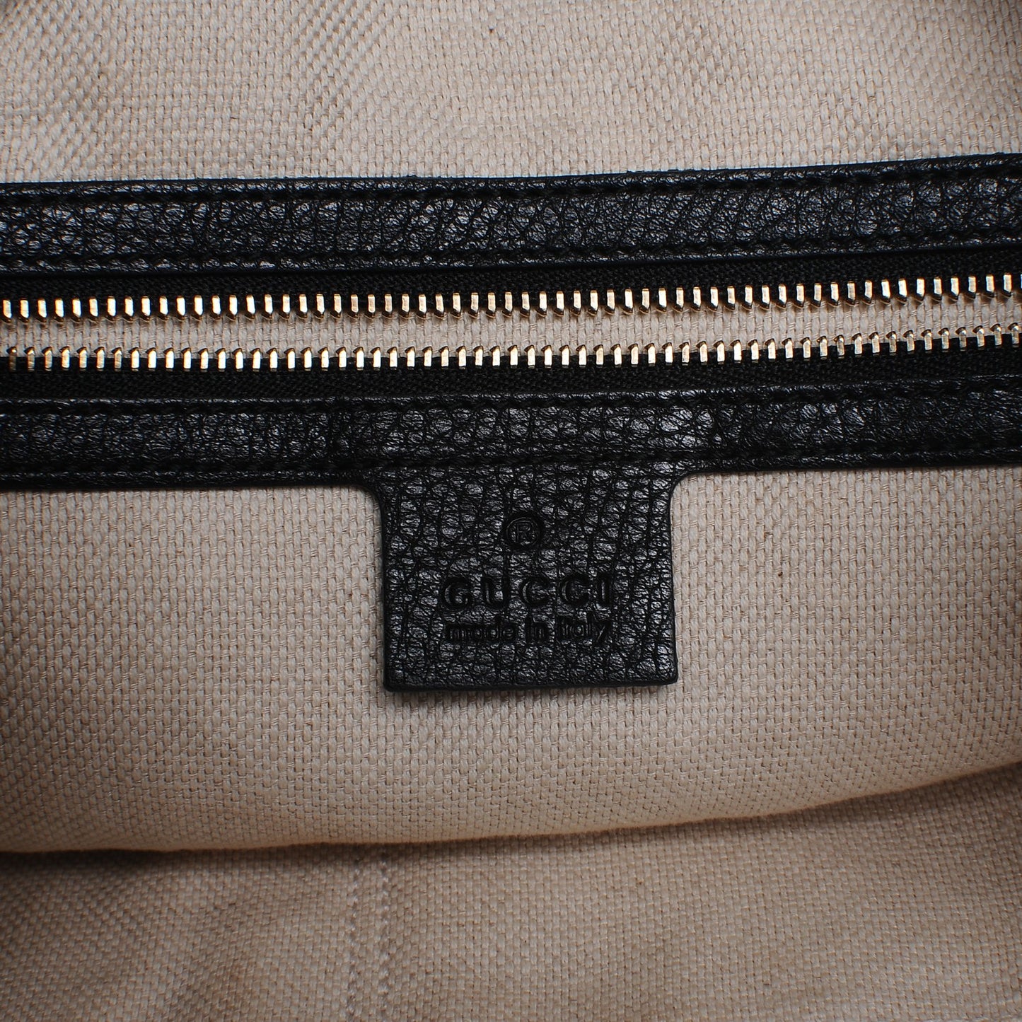 Pebbled Calfskin Medium Soho Chain Shoulder Bag Black