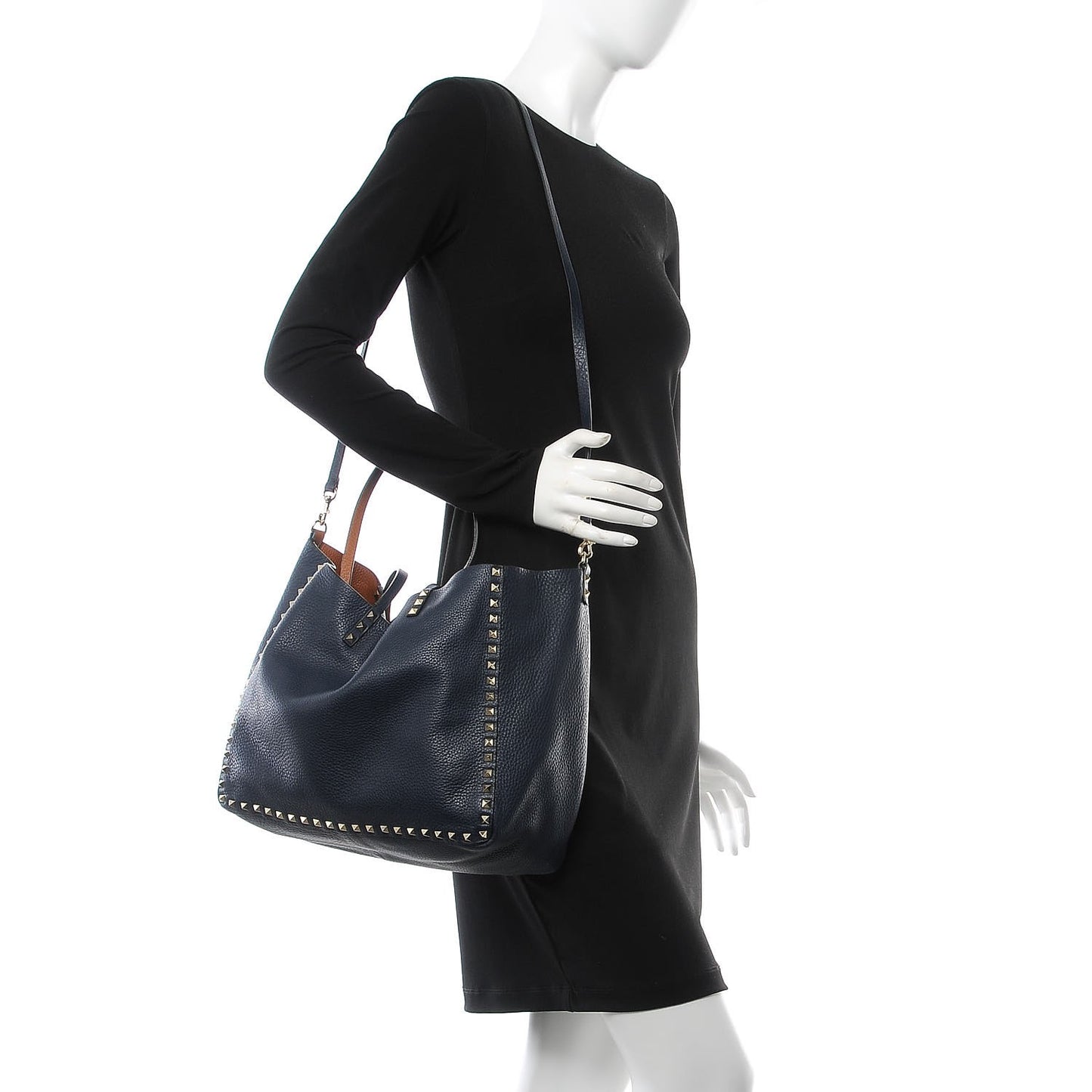 Pebbled Calfskin Medium Rockstud Reversible Tote Light Cuir Marine