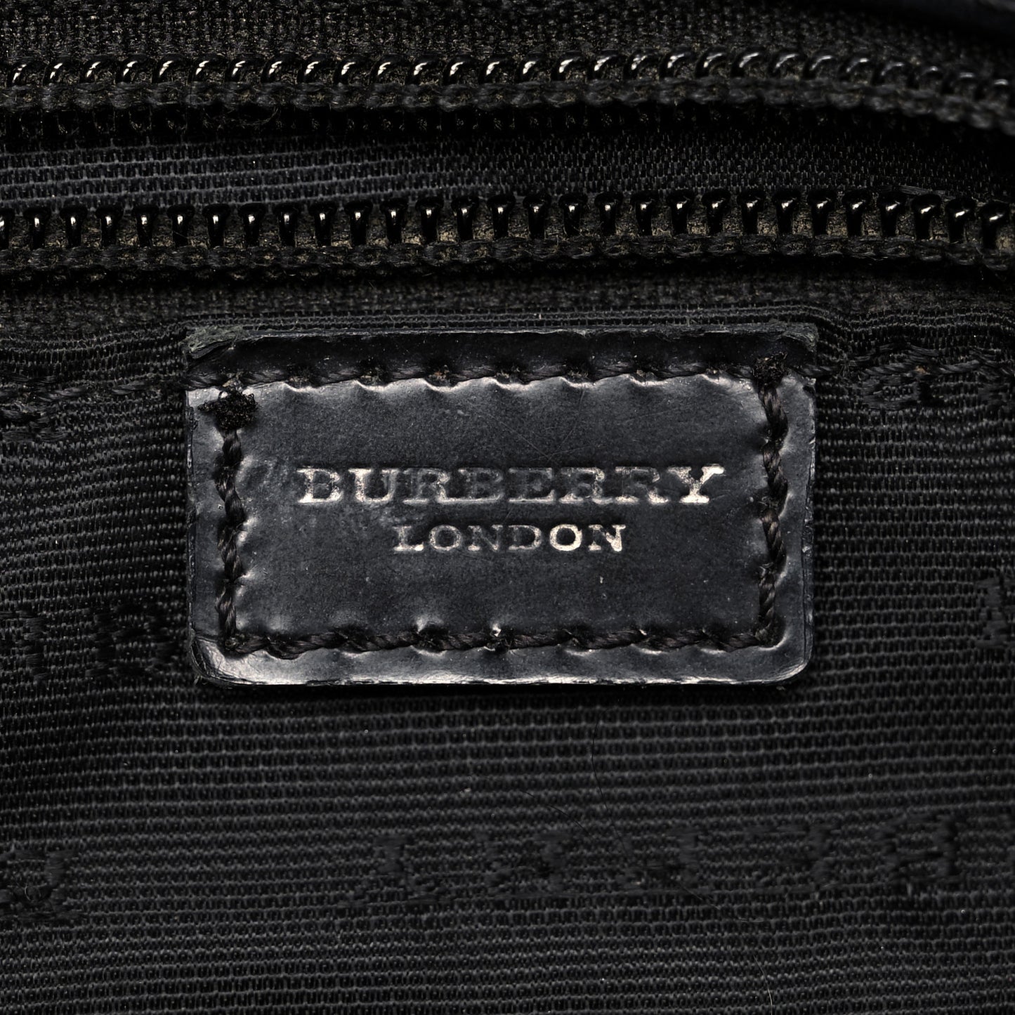 House Check Medium Tote Black