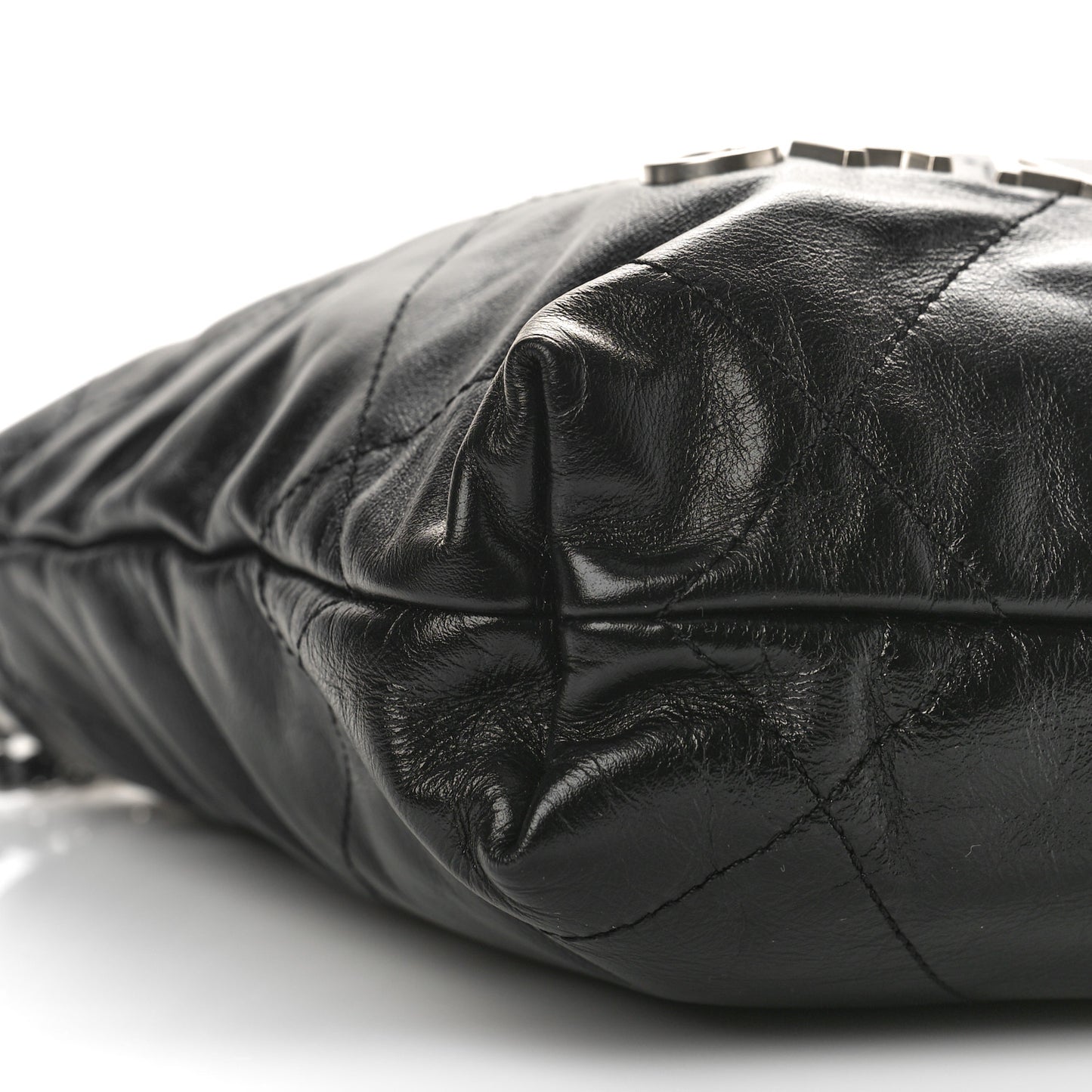 Shiny Calfskin Quilted Mini Chanel 22 Black