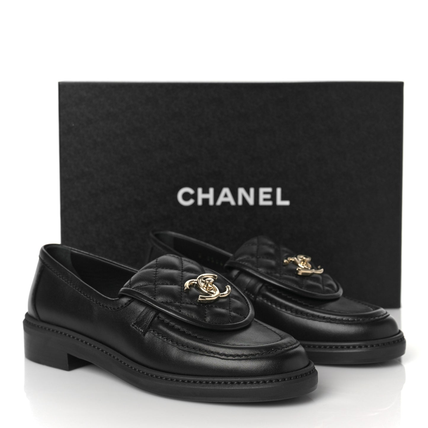 Lambskin Quilted CC Turnlock Loafers 36 Black