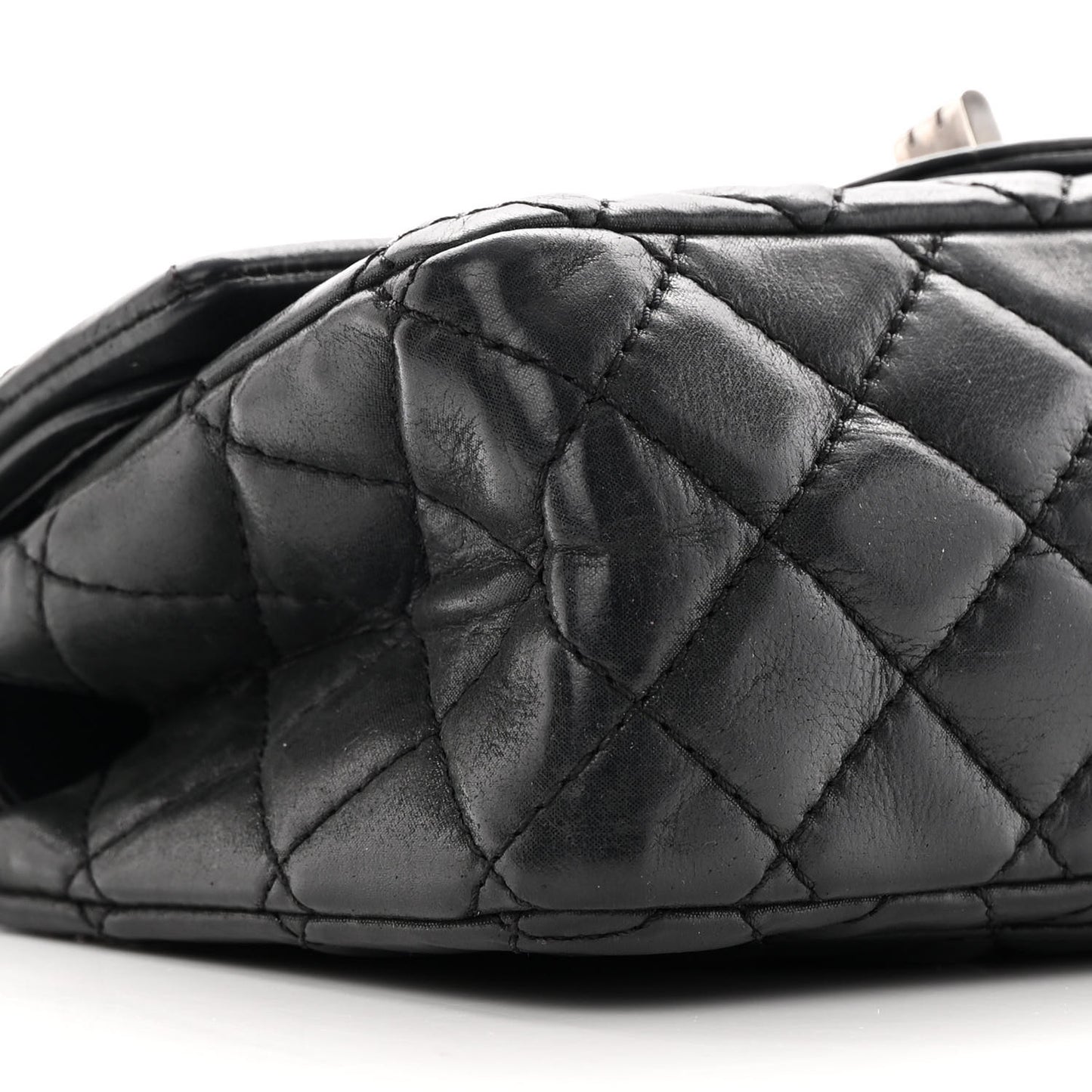 Iridescent Calfskin Quilted 2.55 Reissue 224 Flap Black