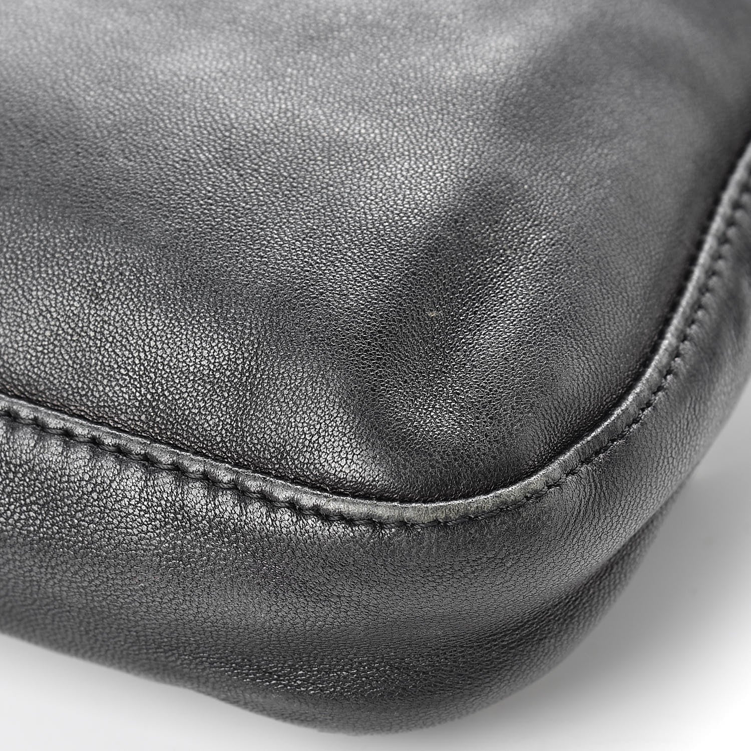 Fendi Calfskin Baguette Black 10 of 20