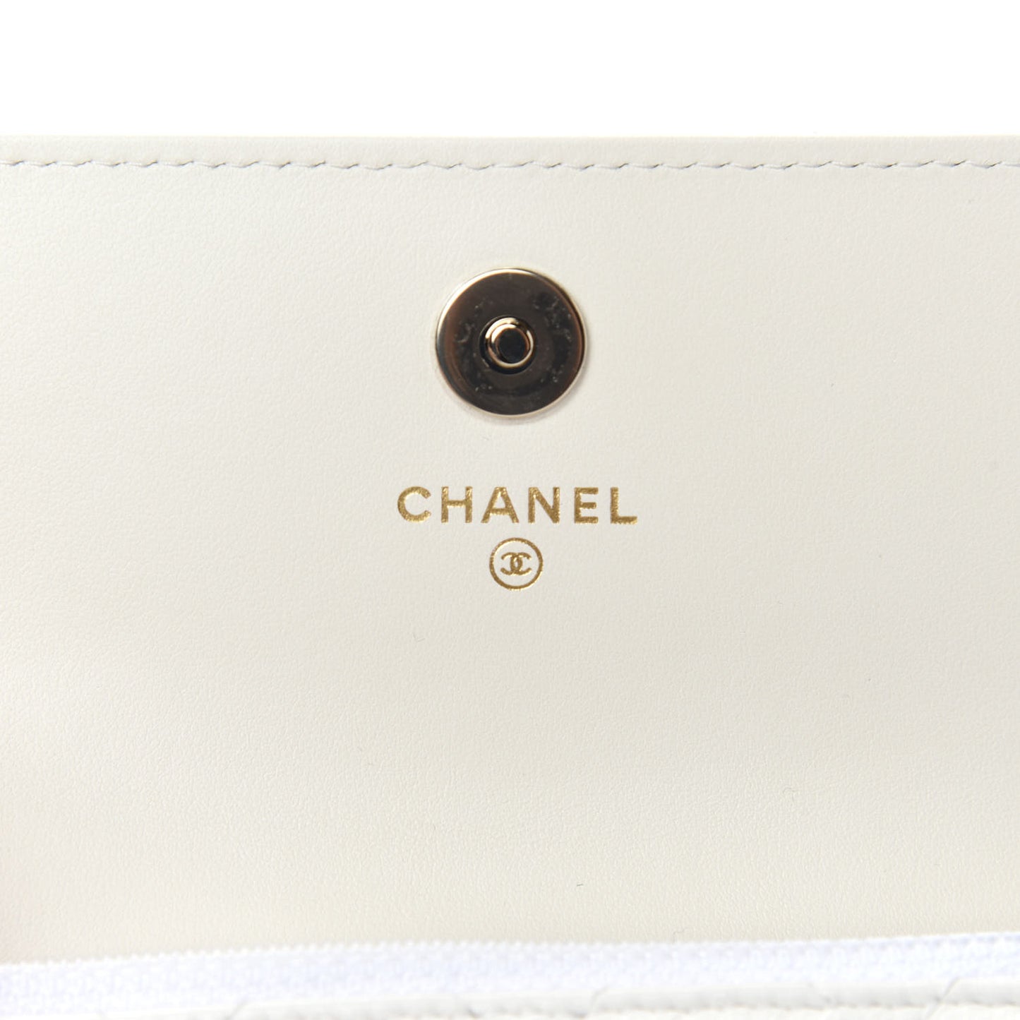 Calfskin Quilted Maxi Pearls Clutch With Chain White