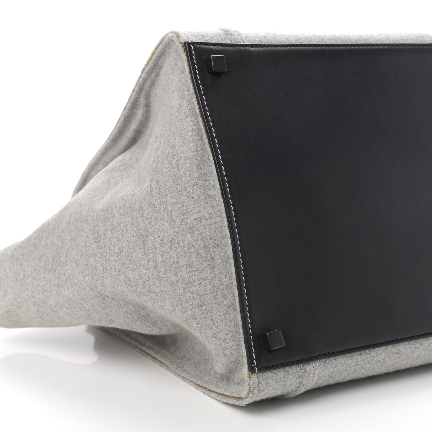 Felt Medium Phantom Luggage Pearl Grey
