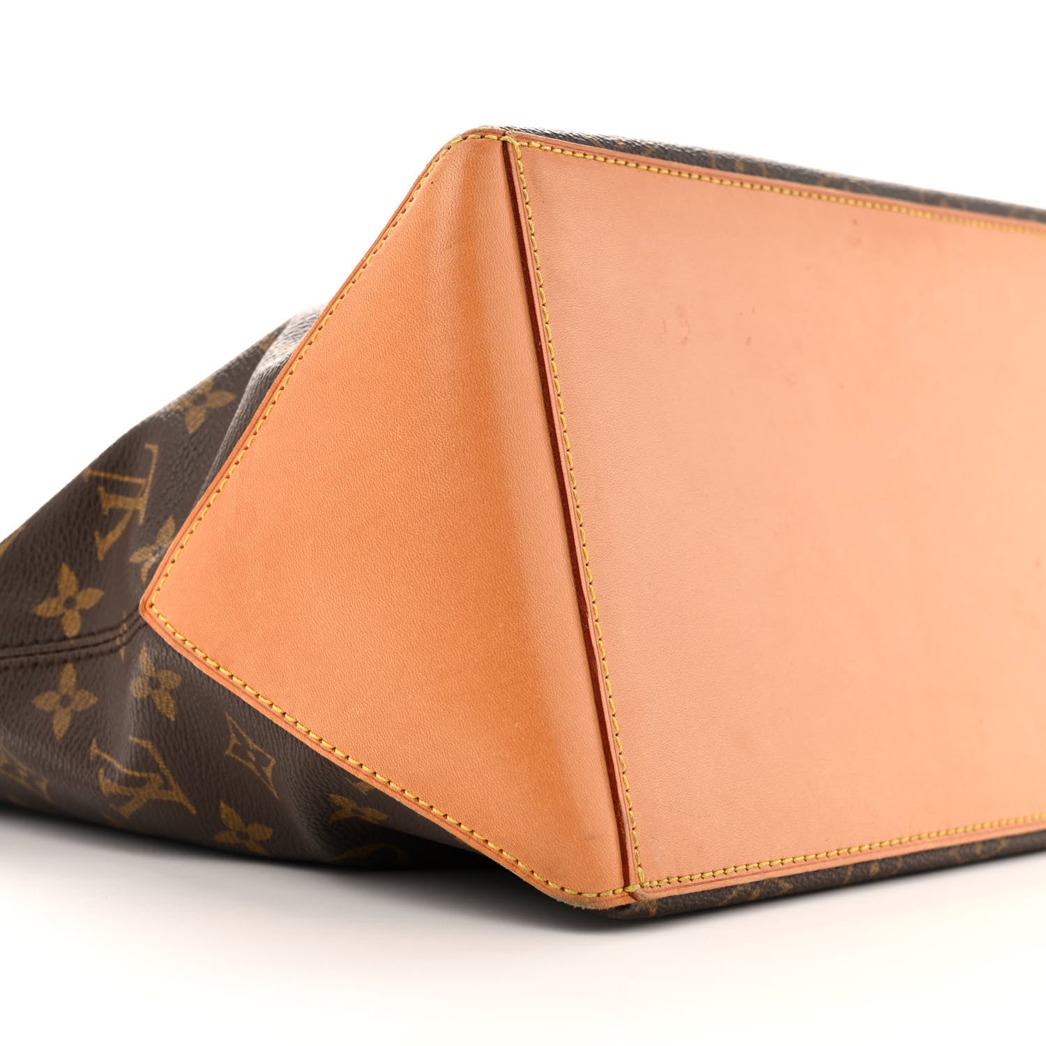 Louis Vuitton Monogram Cabas Mezzo 8 of 14
