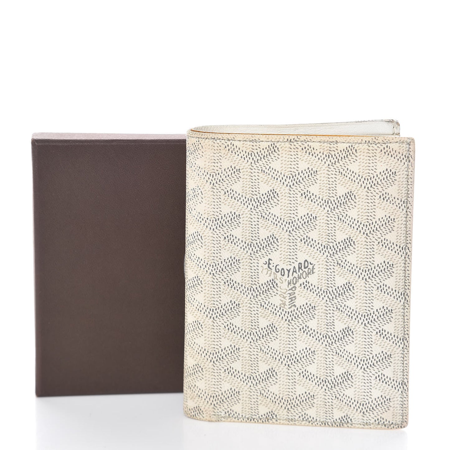 Goyardine Passport Wallet White