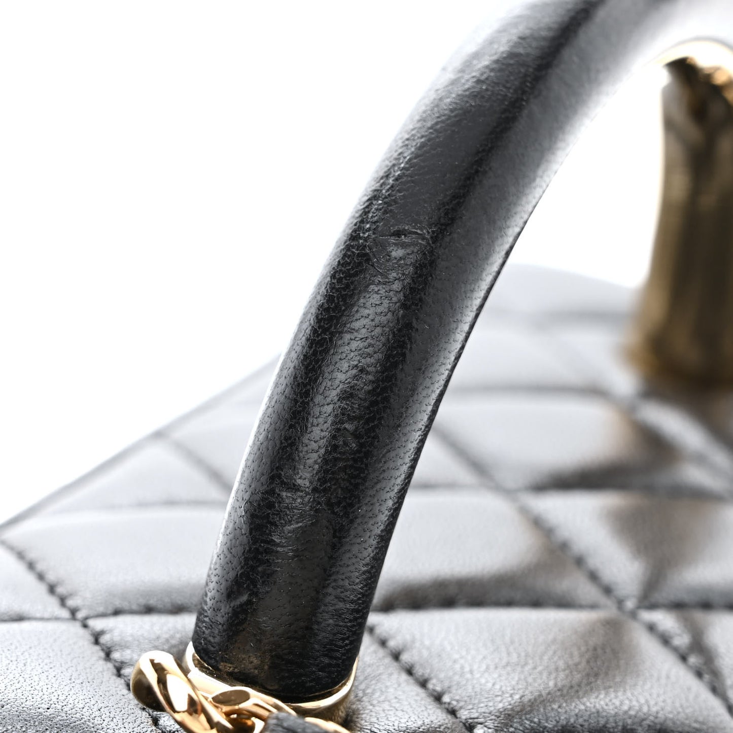 Lambskin Quilted Small Charming Top Handle Vanity Case With Chain Black