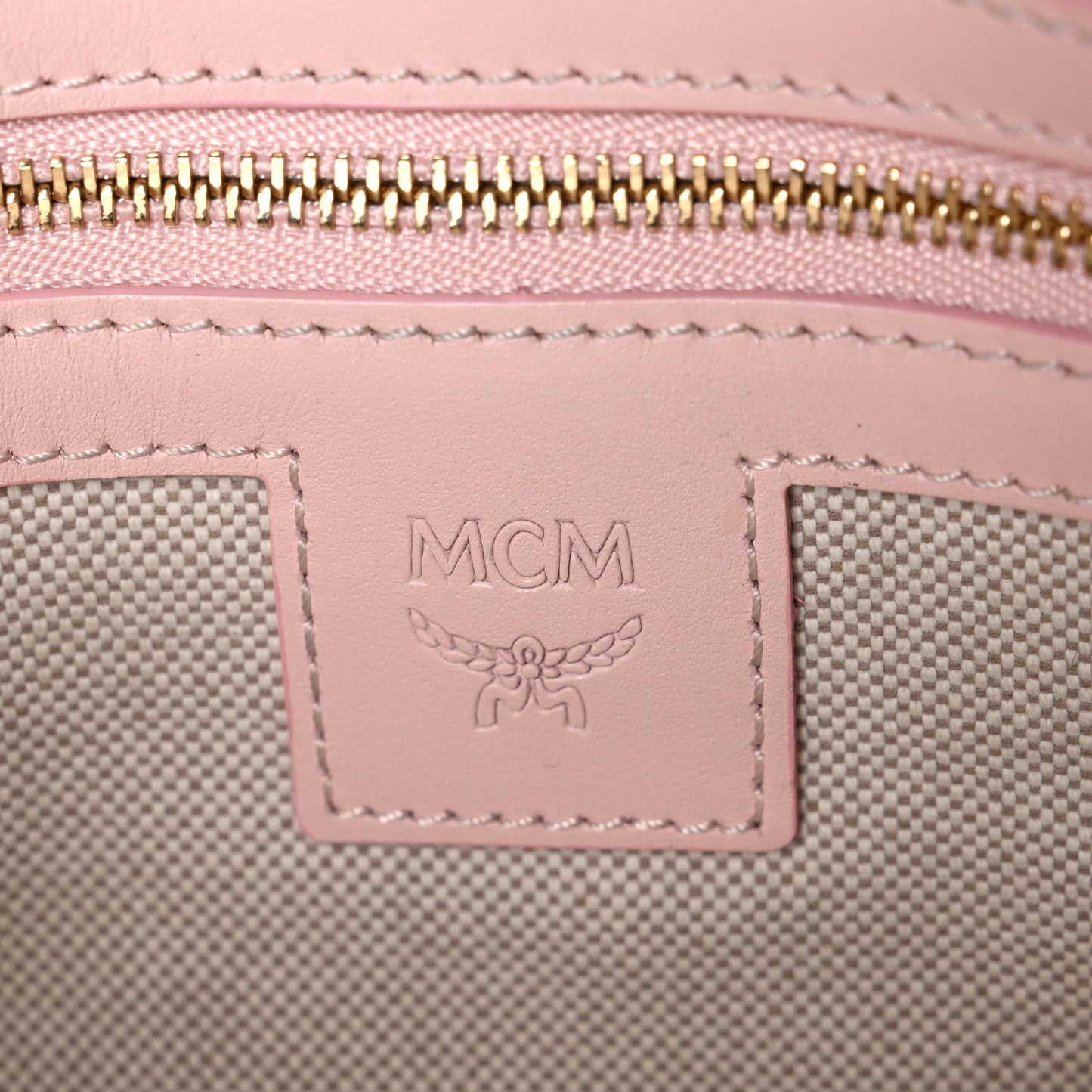 Visetos Medium Crossbody Pouch Soft Pink
