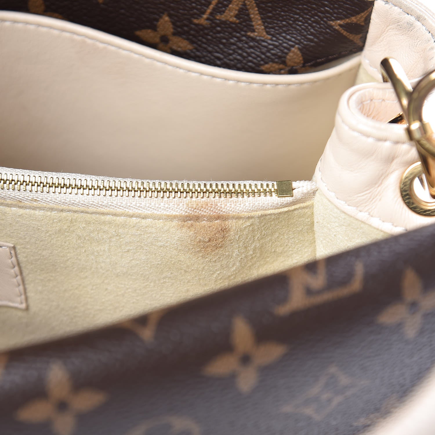 Louis Vuitton Grained Calfskin Monogram Double V Creme 13 of 13