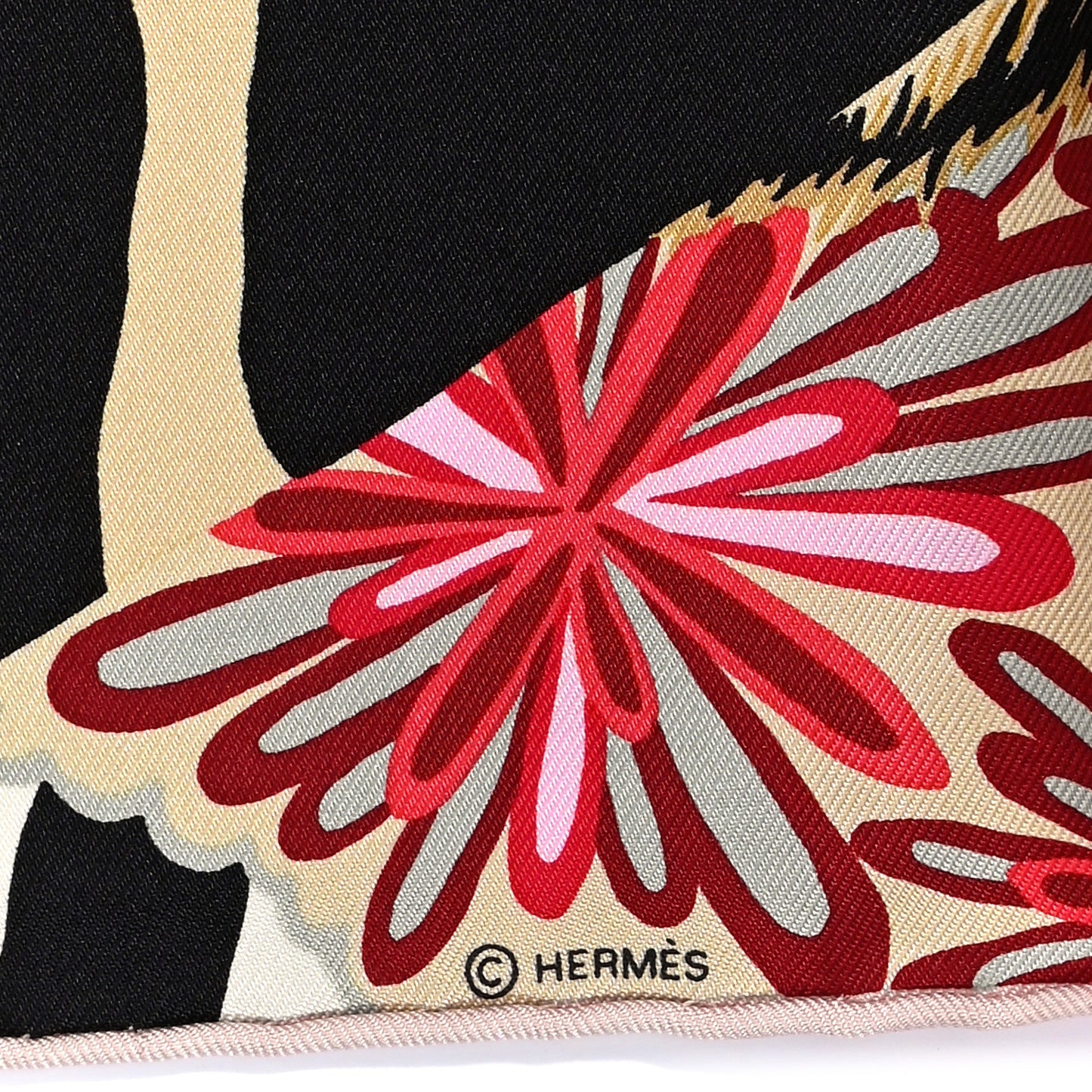 Silk The Three Graces Zoom Scarf 45 Creme Black Bleu Rogue