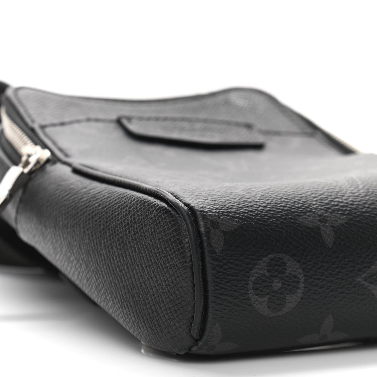 Taigarama Outdoor Slingbag Black