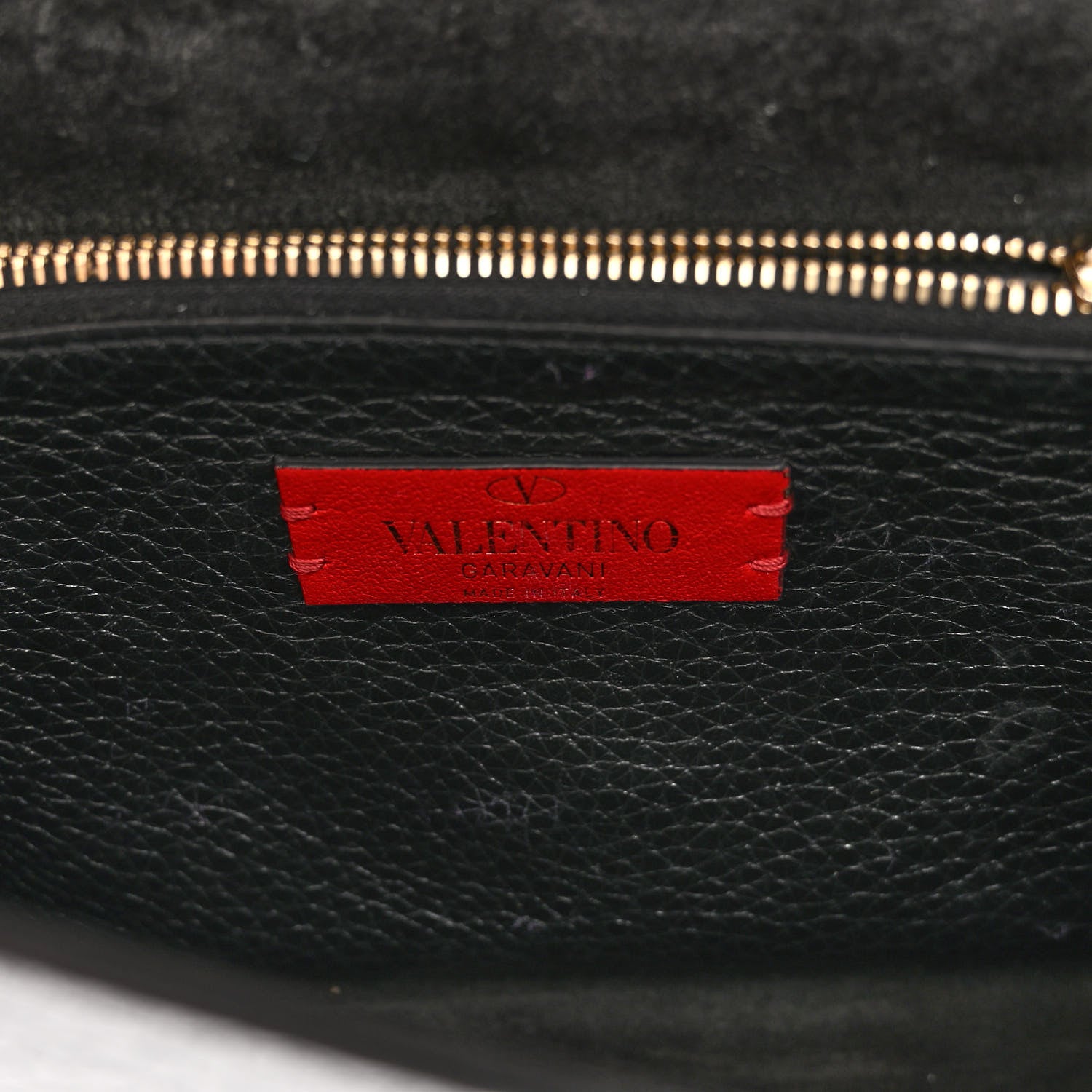 Valentino Garavani Pebbled Calfskin Rockstud Side Slip Crossbody Black 6 of 10