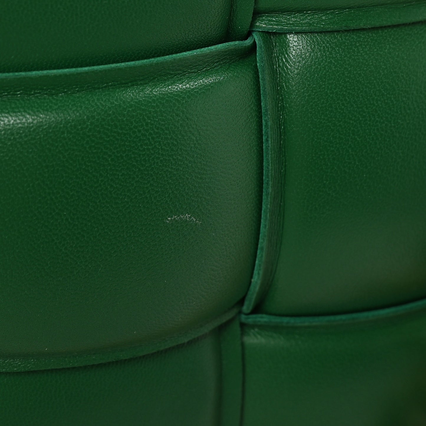 Lambskin Maxi Intreccio Padded Chain Cassette Crossbody Bag Racing Green