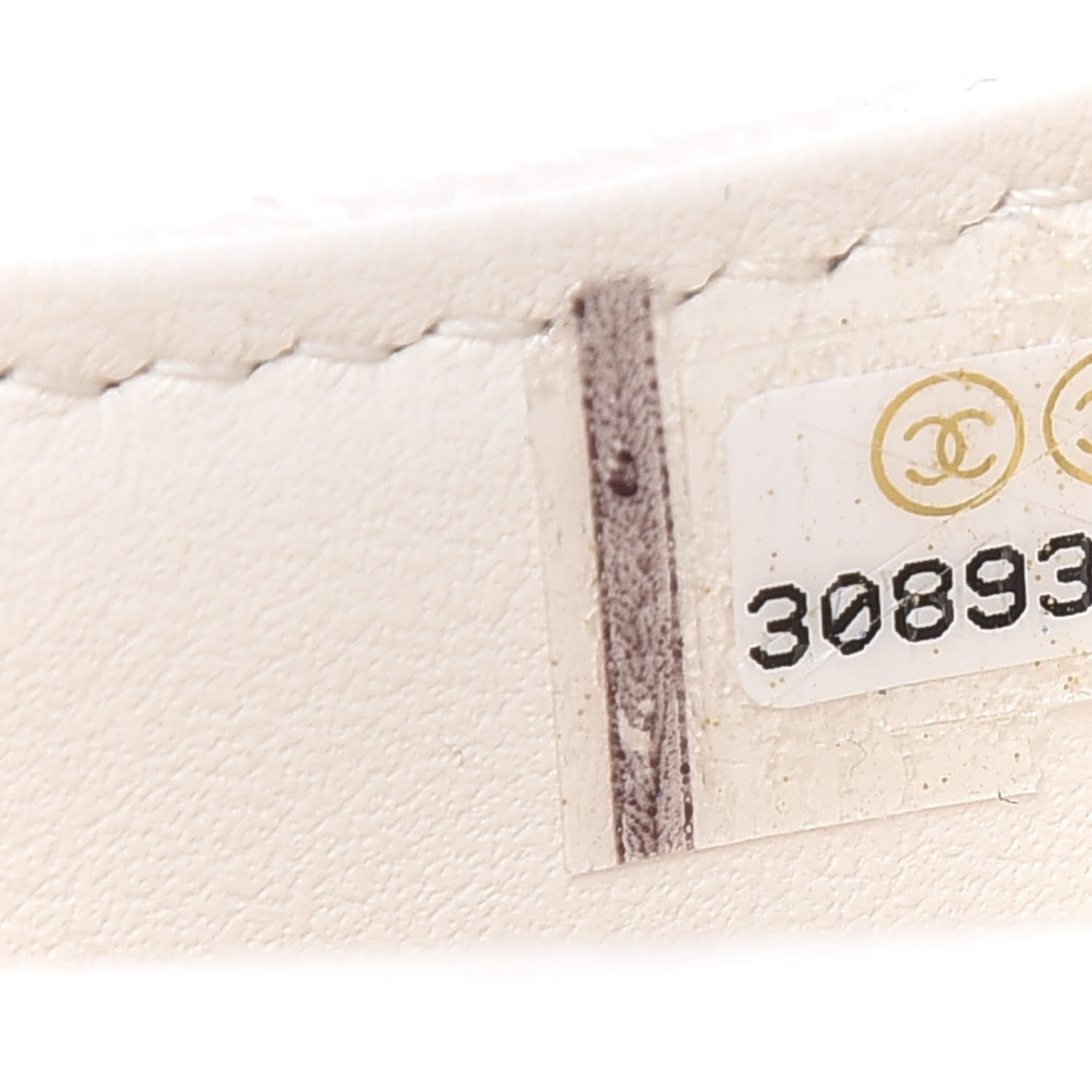 Chanel Caviar Quilted Airpods Pro Case White 8 of 9