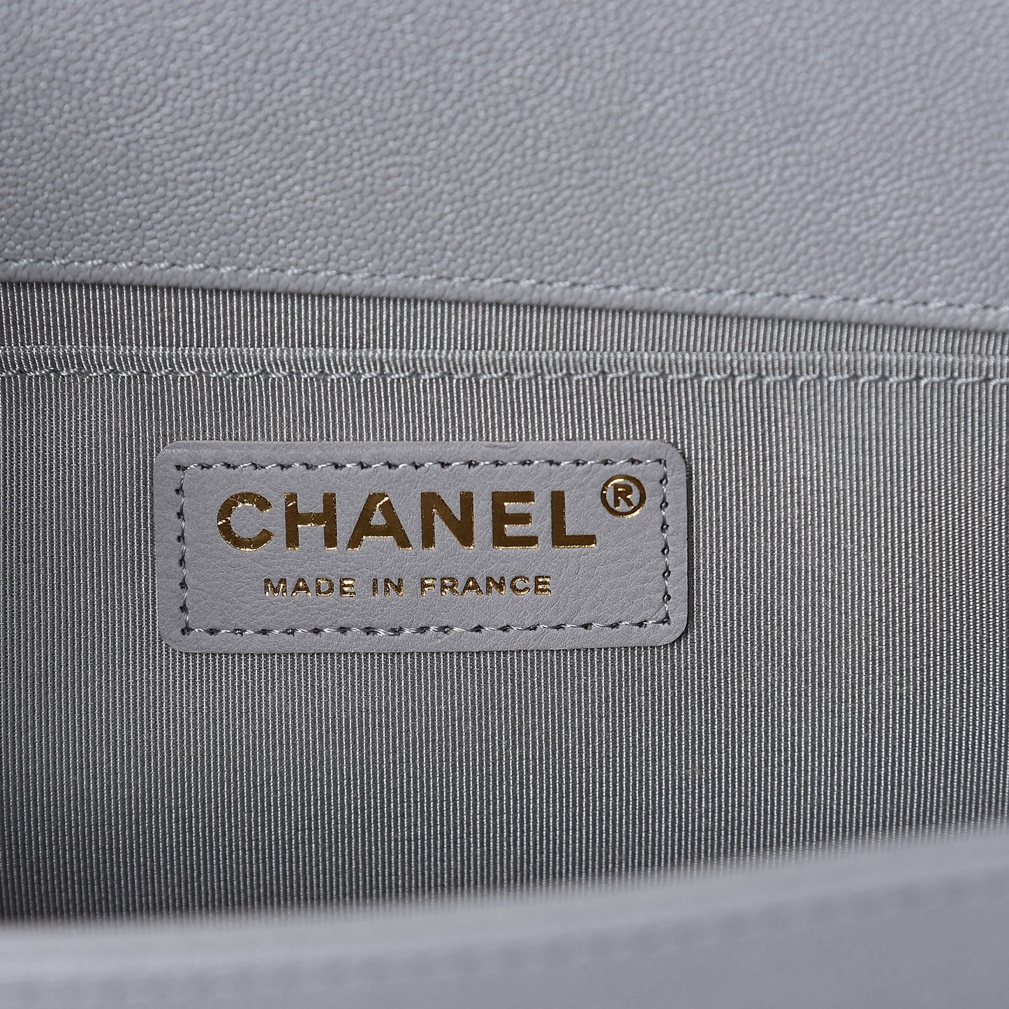 Caviar Quilted Medium Boy Flap Grey