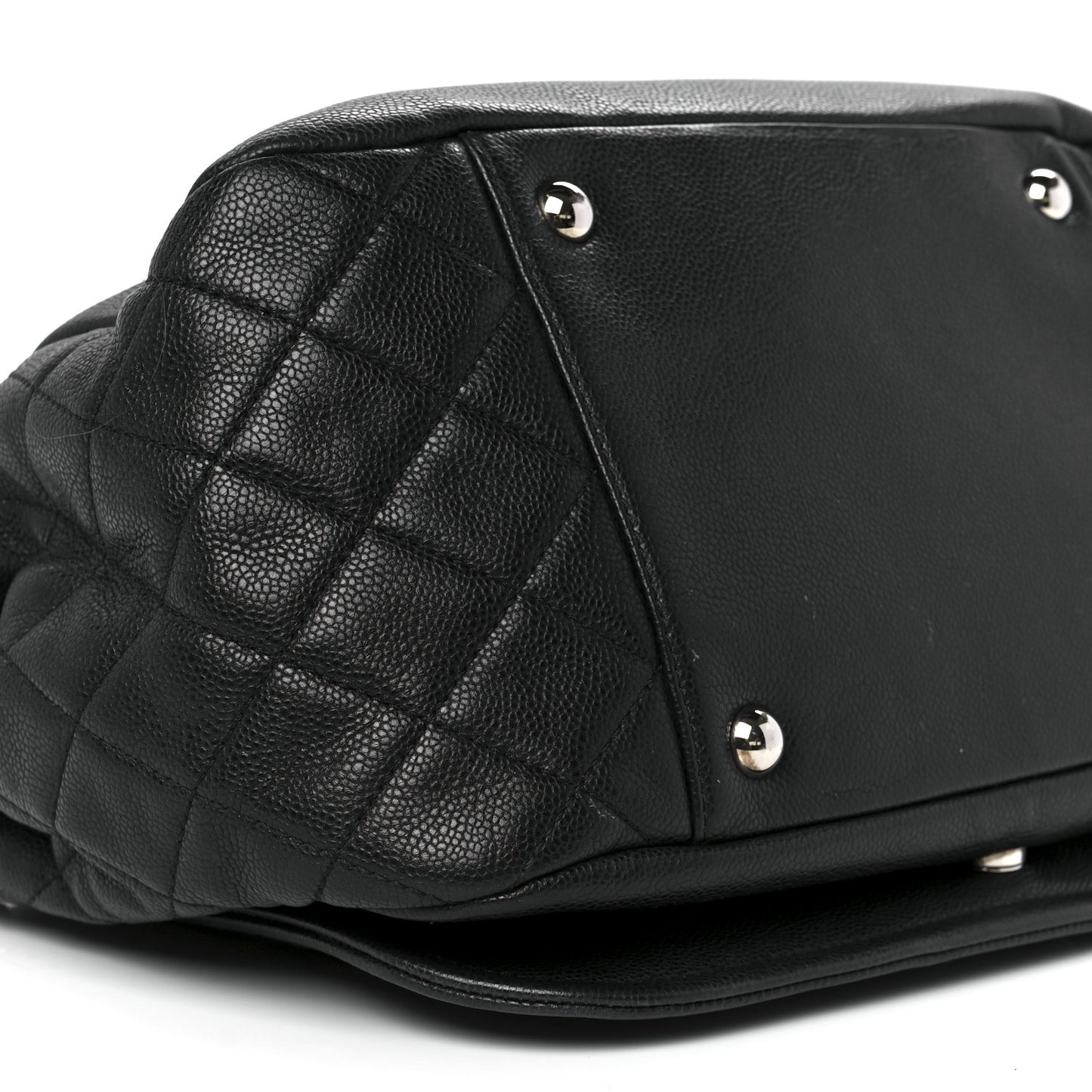 Caviar Timeless CC Accordion Flap Black