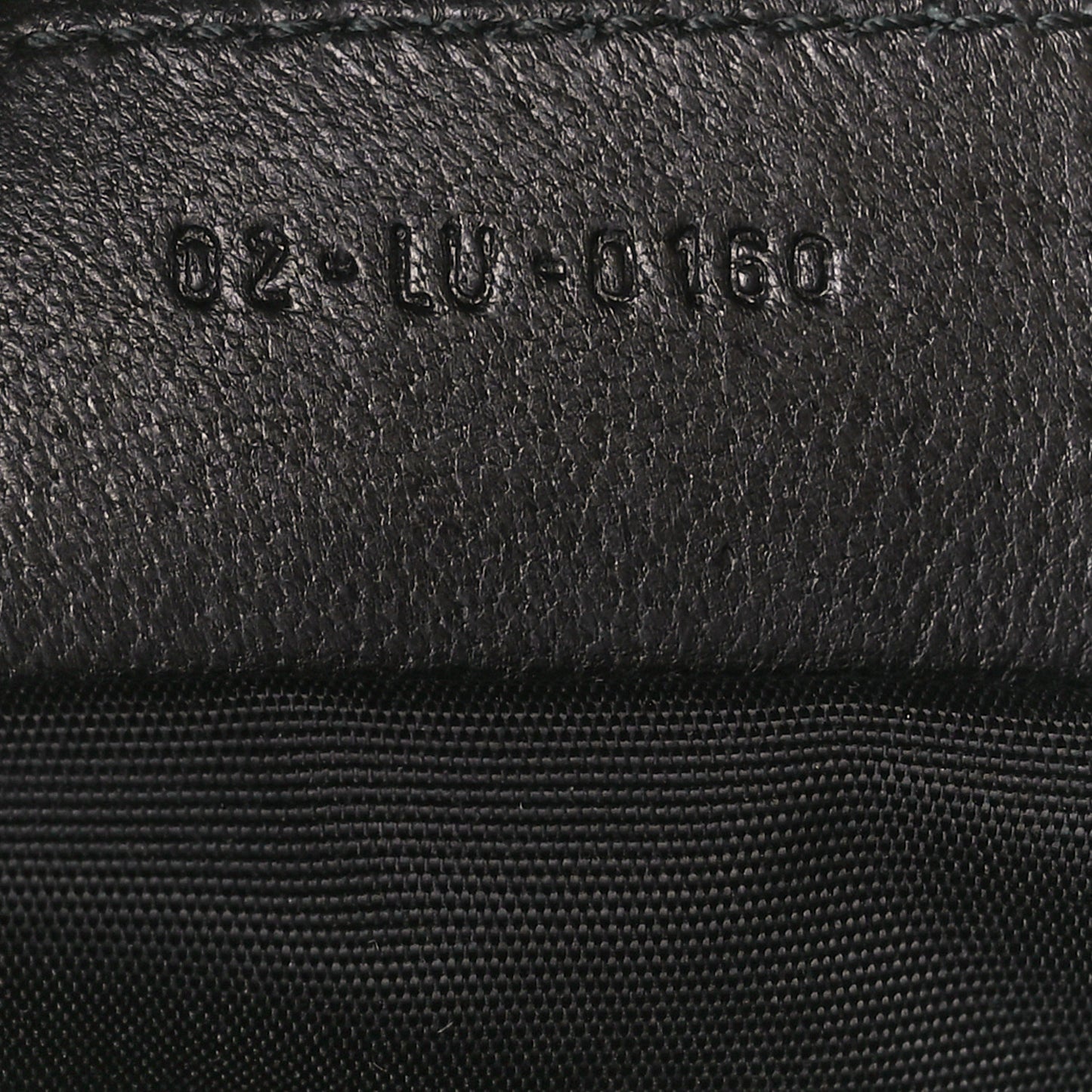 Lambskin Cannage Pouch Black
